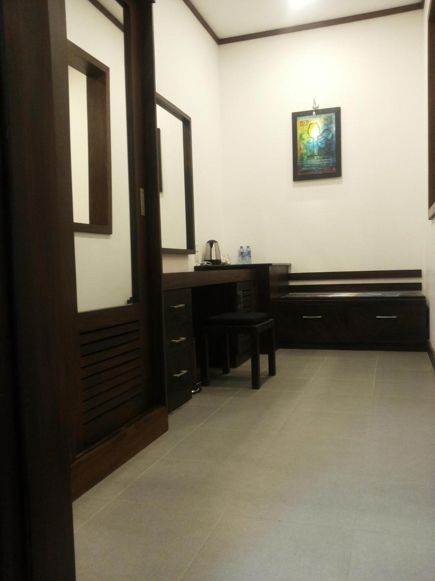 Blue Beach Hotel Wadduwa Phòng bức ảnh